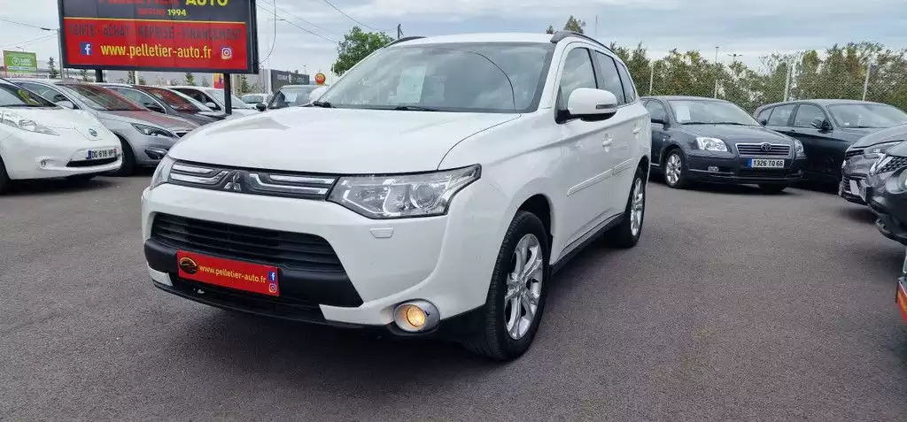 Acheter MITSUBISHI OUTLANDER 2.2 DI-D 150 4WD Intense 7PL - Pelletier Auto